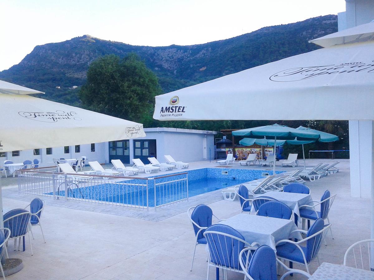 Hotel Jovana Будва Екстериор снимка