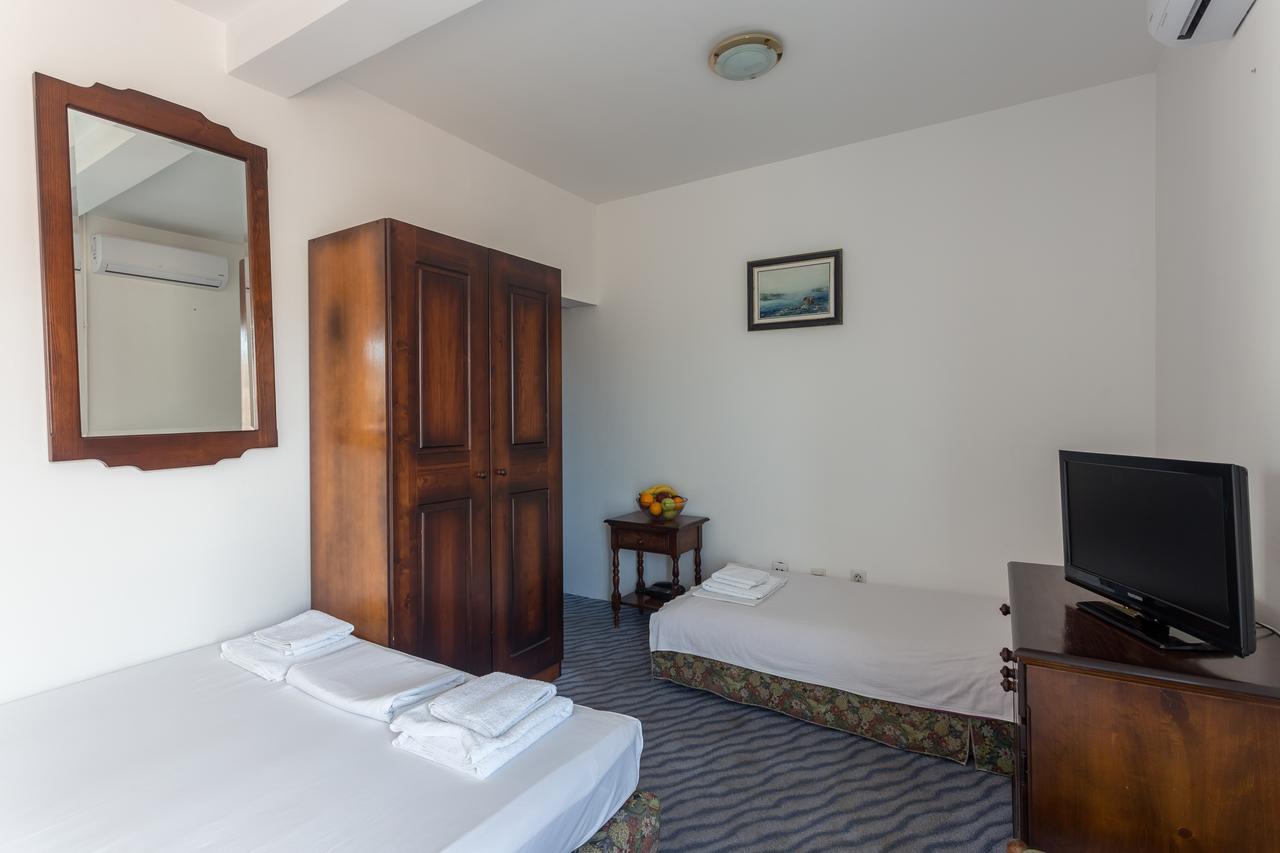 Hotel Jovana Будва Стая снимка